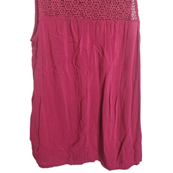Old Navy Raspberry Pink Crochet Bodice Tank, Small - Picture 3 of 6